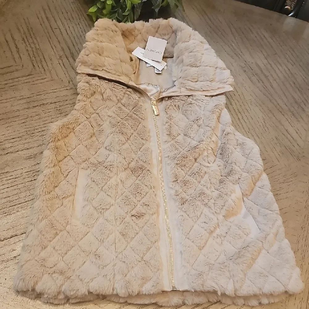 Tan Fur Vest Size XS Carmen NWT FITS A SMALL TOO